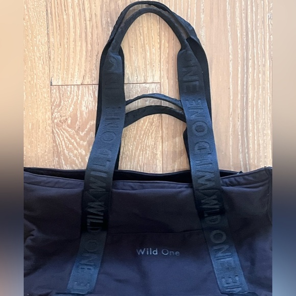 Wild One 🖤Cotton Everyday Dog Carrier - Picture 4 of 11